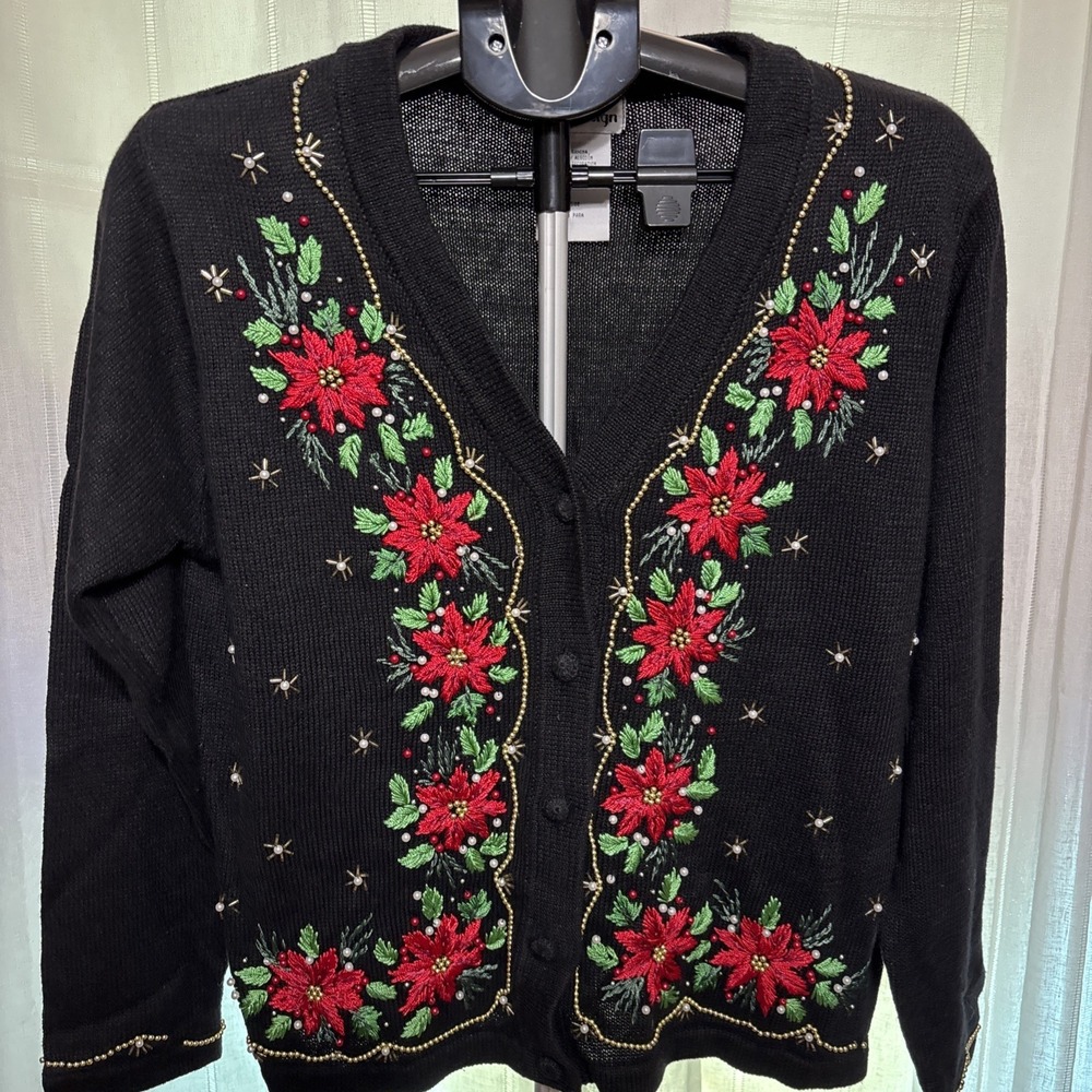 VTG Sweater S Christmas Poinsettias Black Beaded Pearls Button Cardigan Grandma